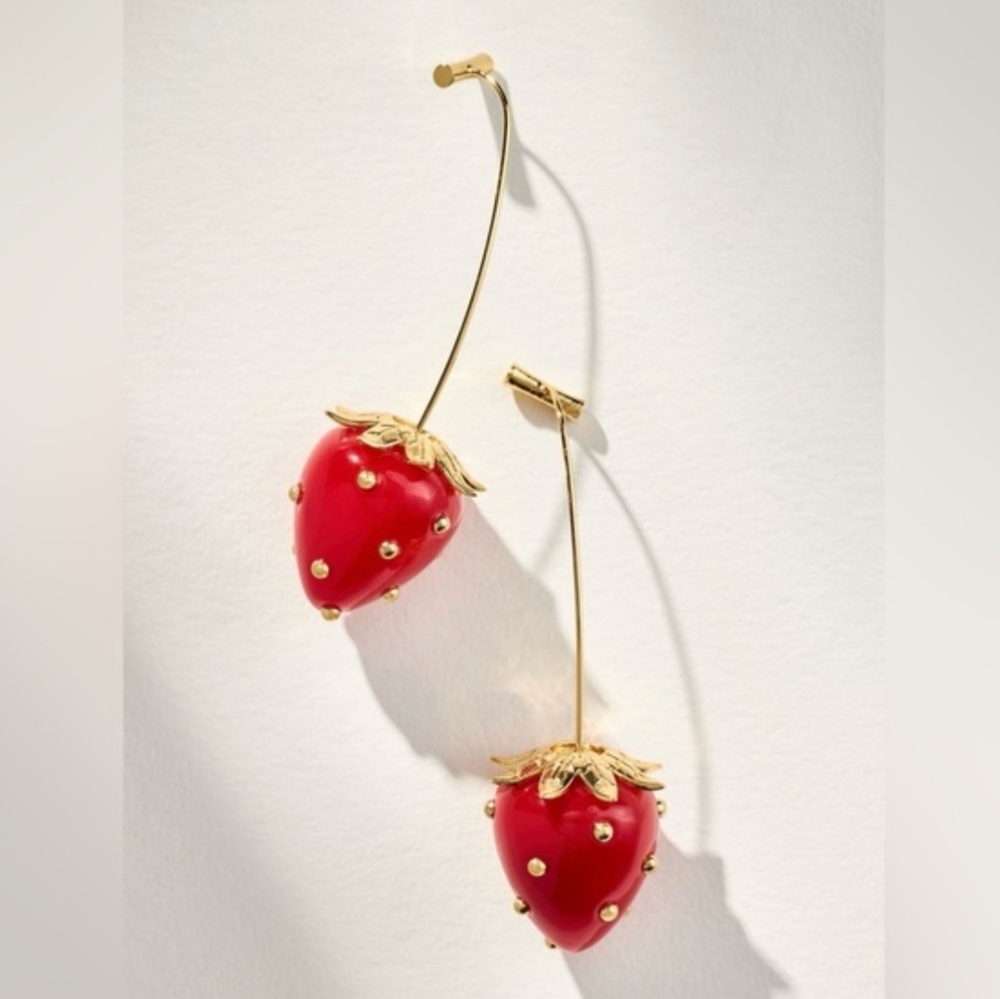 New! Strawberry Fruit Icons Earrings | Nwot • 1000A